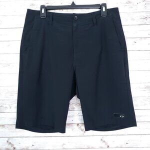 Oakley Mens Performance Shorts Size 33 Flat Front Black Stretch 256A